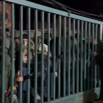 Ukraine Russia War: Ukraine citizens try to force their way in neighboring country