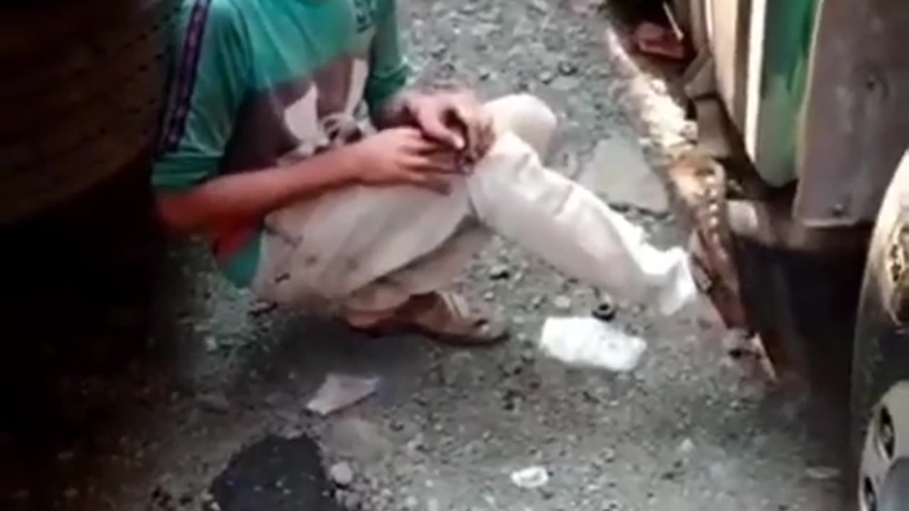 Funny 😆🤣😆 boy . Smoke make boy face black. Viral videos,😆🤣😂😁😎