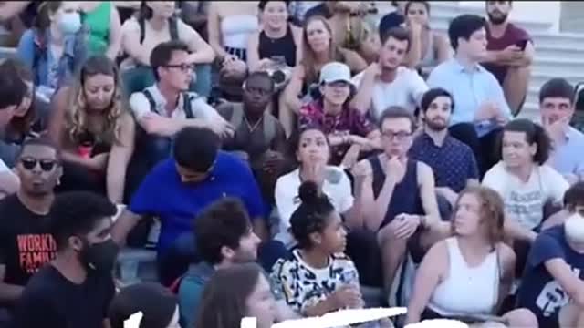 AOC showing what a hypocrite she is