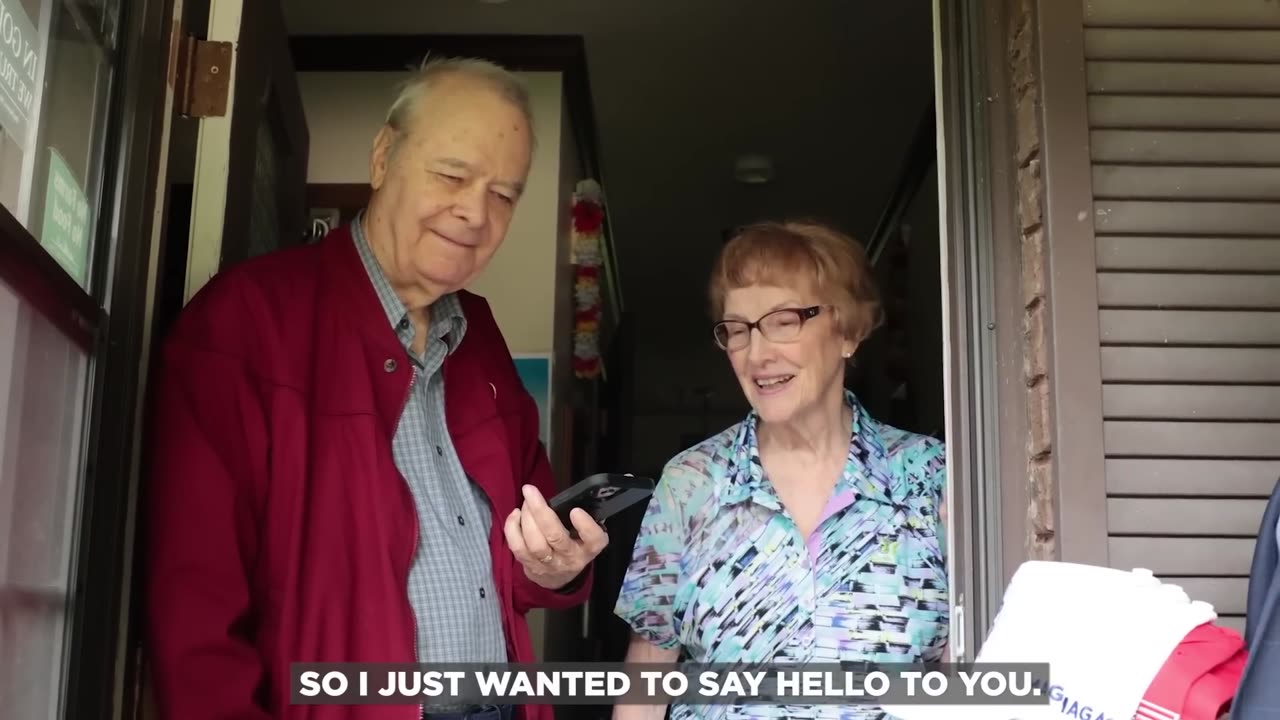 PRESIDENT DONALD J. TRUMP SURPRISES TWO SPECIAL IOWANS WITH A PHONE CALL!