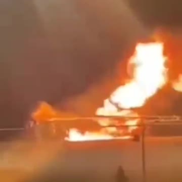 B-1 Lancer bomber burned down due to an engine fire at the US Air Force Base.