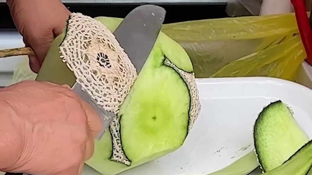 Melon Cutting Master Street Food