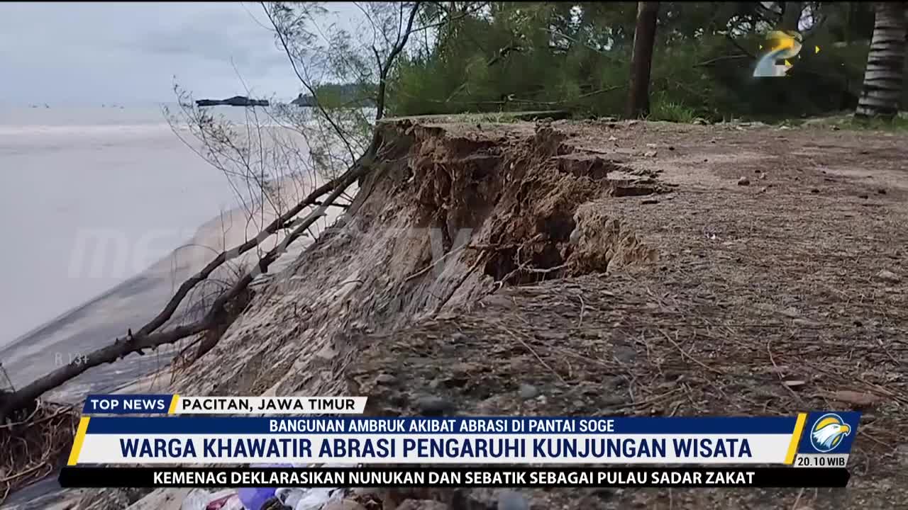 Bangunan Ambruk Akibat Abrasi Di Pantai Soge