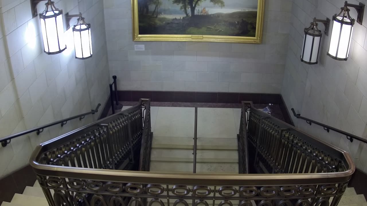 7218USCH03GalleryStairs_2021-01-06_19h50min45s313ms.mp4