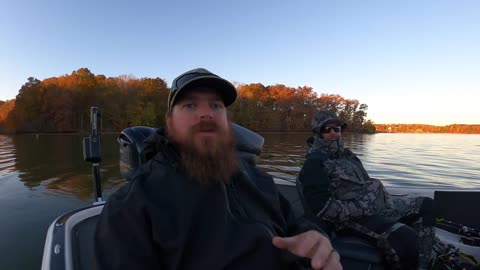 Fall Fishing For Bass Is Easy!! (Here's How We Do It)