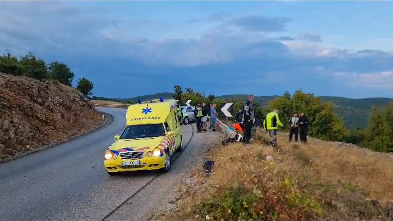 Plagoset në aksin rrugor Qafë Thanë Doganë një turist polak