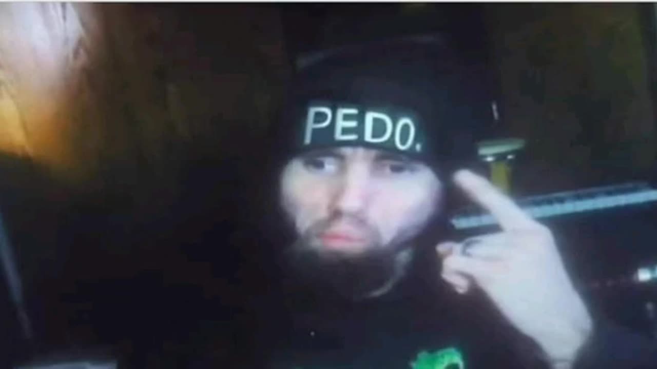 Cyraxx ⧸ Chance Wilkins loses his shit on a member of the FB Group ft a cameo by Big Sally