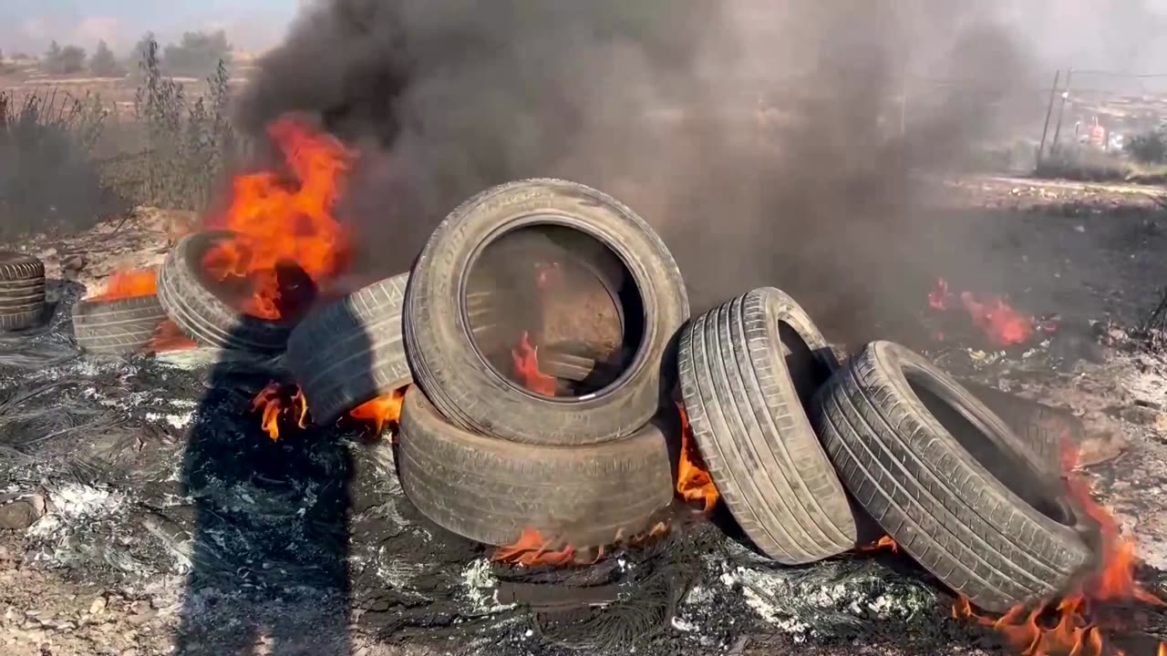 Palestinians clash with Israeli forces in West Bank