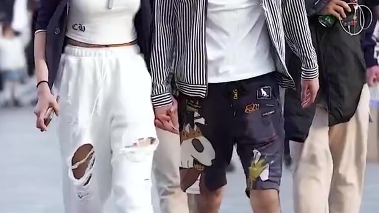 Chinese Couples Street Fashion Viable Fashion China TikTok