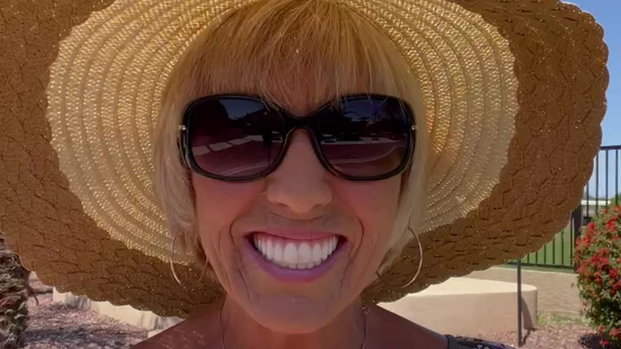 Hello …SOULS .. DID YOU GET YOUR SOL-AR ENERGY TODAY ..😁☀️☀️☀️💖