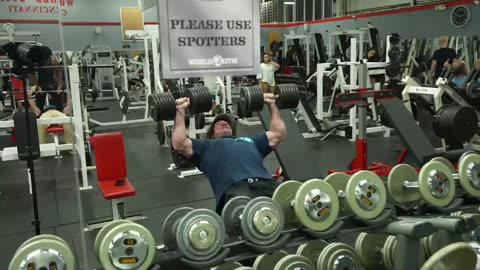 Workout - Fall Cut Day 10 - Chest 235.8 Lbs - Sam Sulek Clips