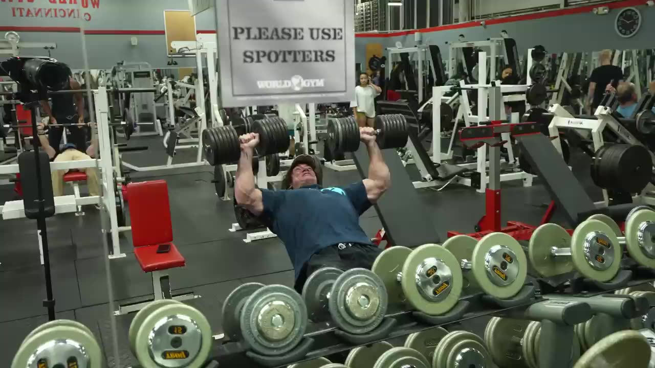 Workout - Fall Cut Day 10 - Chest 235.8 Lbs - Sam Sulek Clips