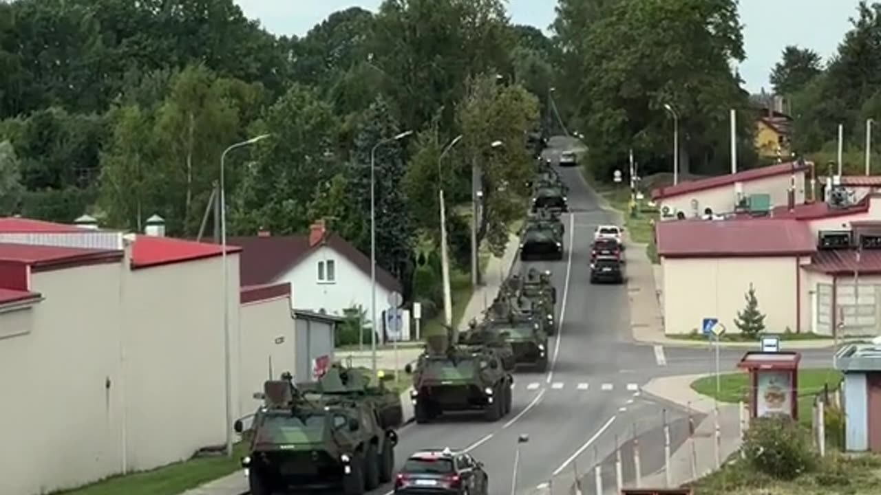 Lithuanian Troops Move to Secure Border with Belarus