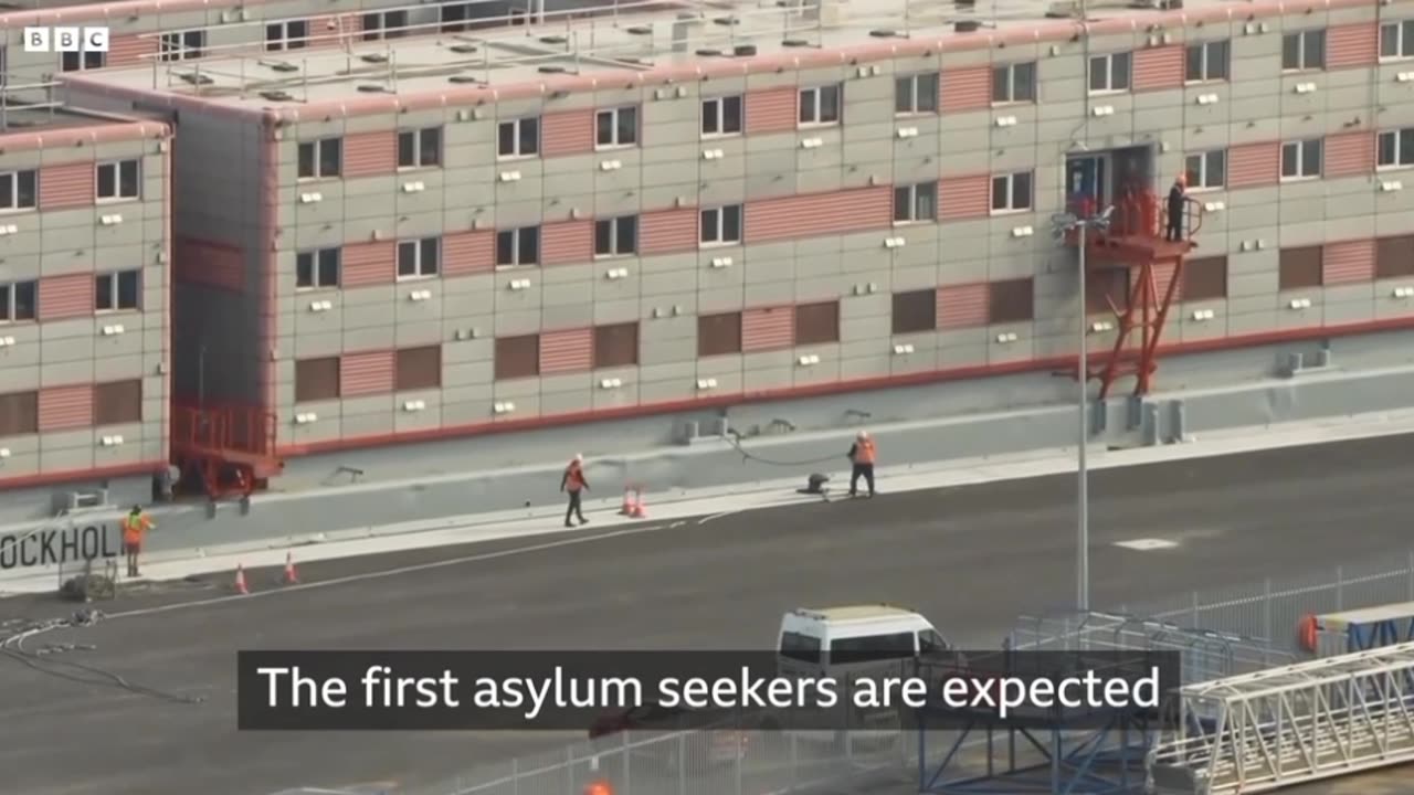 500+ "Asylum seekers" Prison Barge, parked off Coast of Portland.