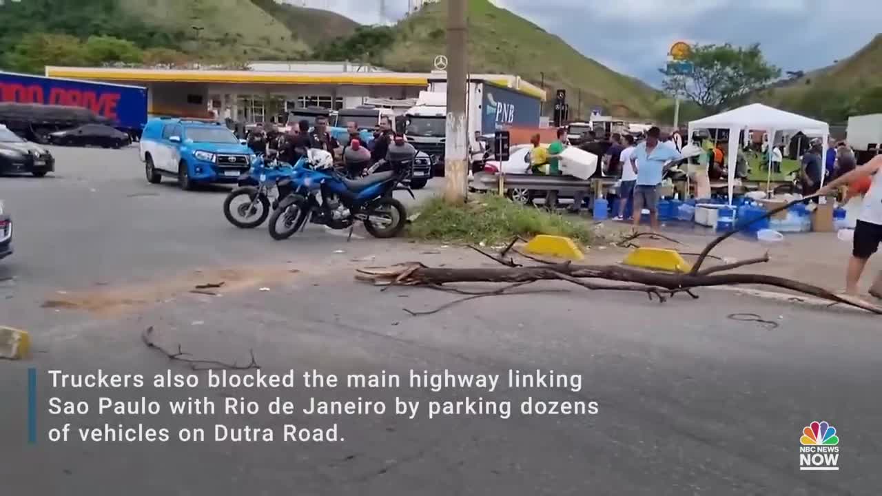 Brazilian Truckers Create Multiple Blockades In Support Of Bolsonaro