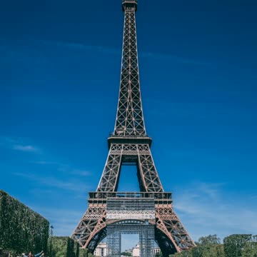 Did you know? The Eiffel Tower can grow more than six inches during the summer