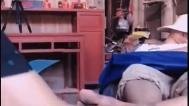 Funny Video, The magic turned on the magician 1