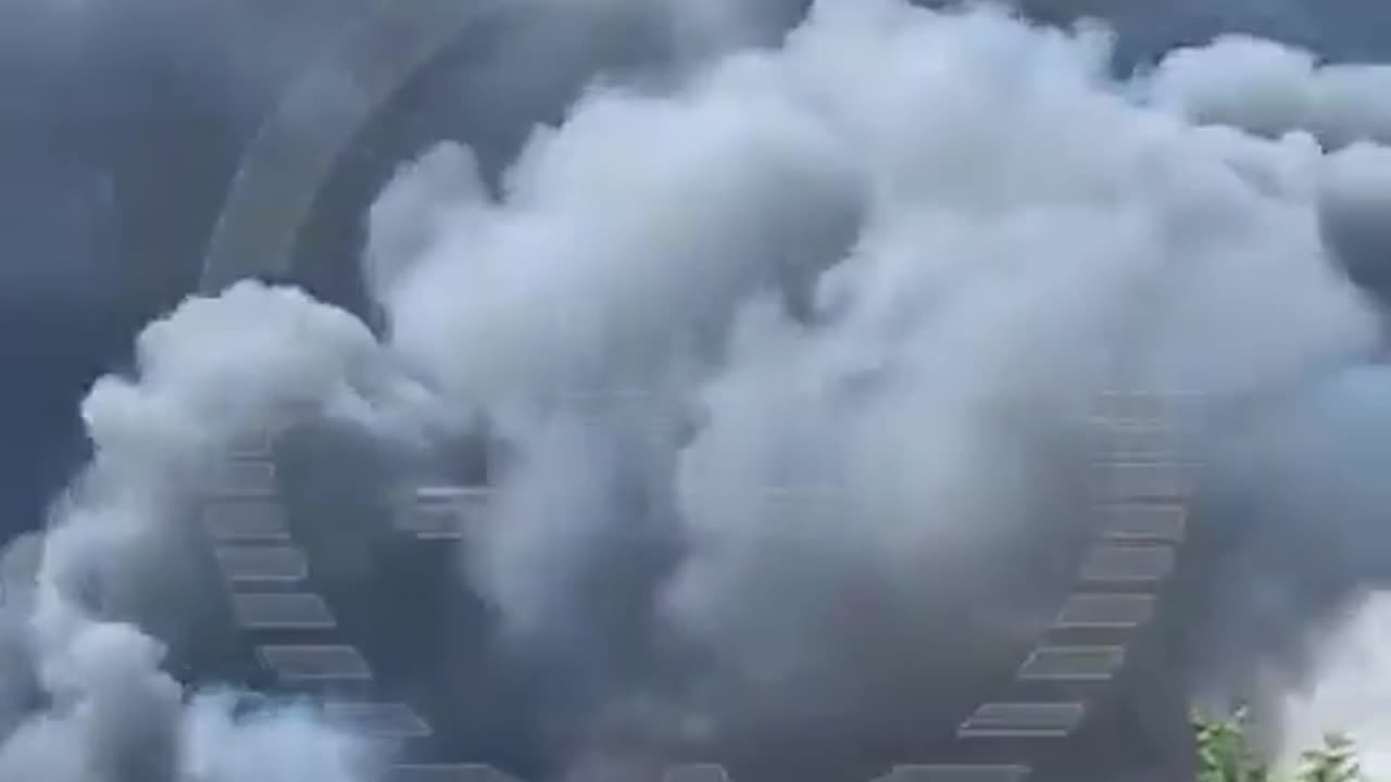 💥🔥Explosion and fire in a Cuban hotel (Russia) The fire broke out on one of