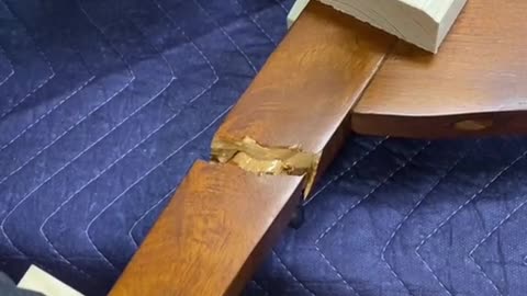 How to restore broken chair legs?