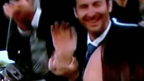 60. Celebrity Reptilian Clapping