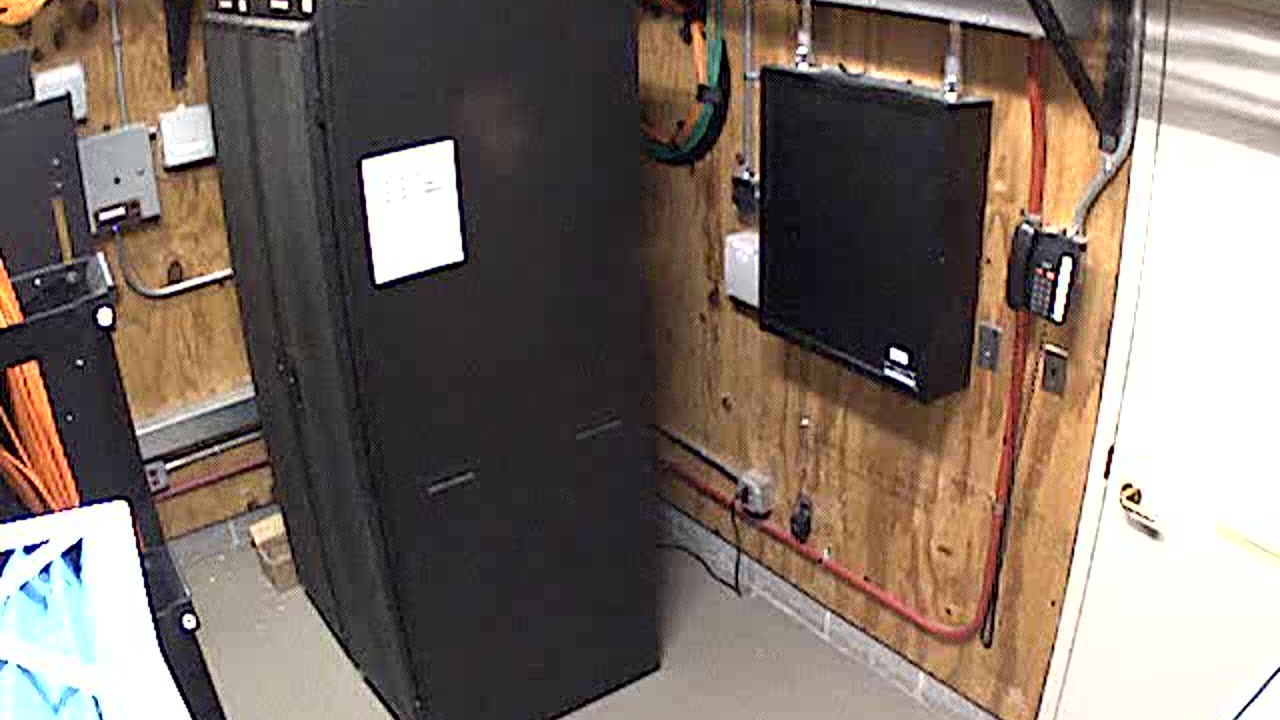 7239CVCLLCVC204TerminalRoom_2021-01-05_00h40min01s137ms.mp4