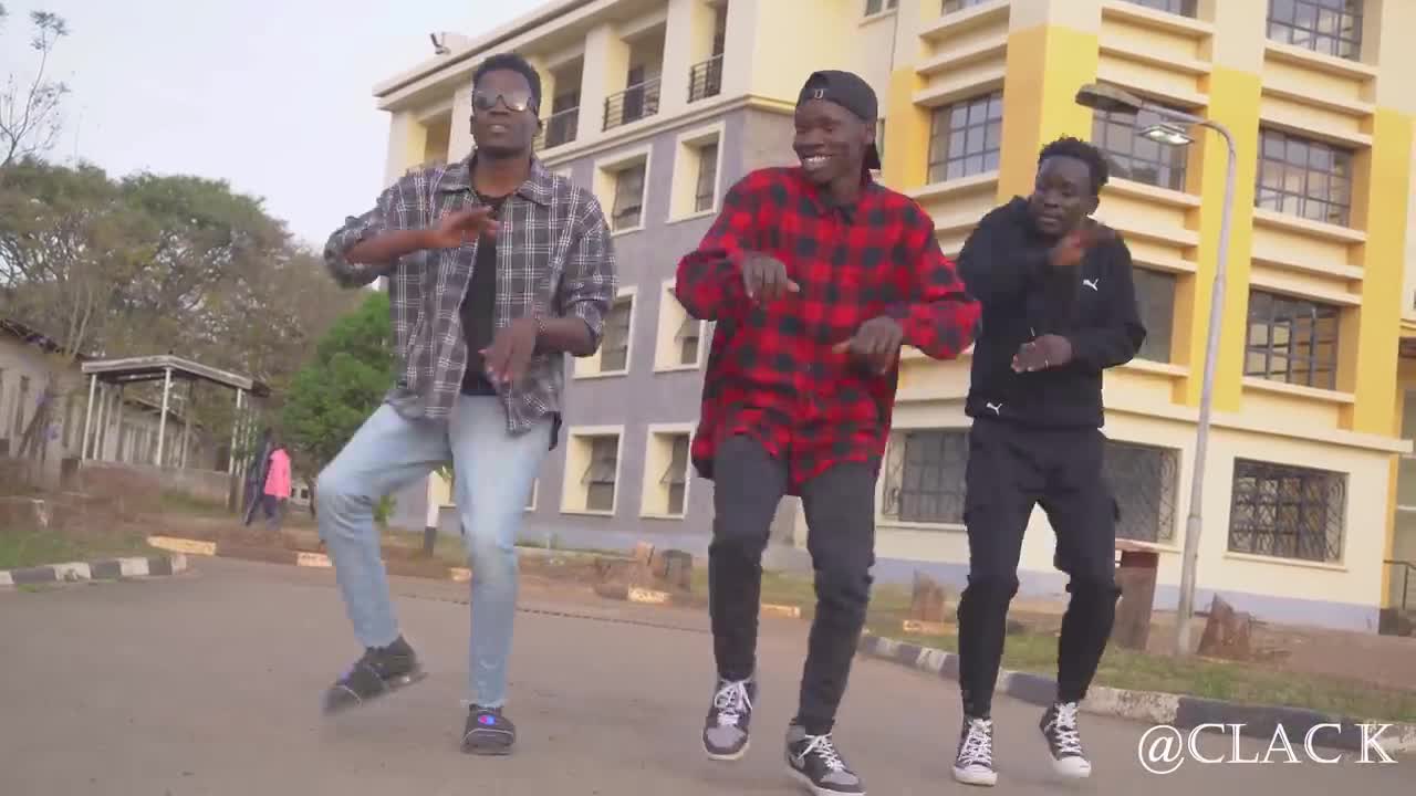 KIZZ DANIEL EMPIRE COUGH DANCE SHORT VIDEO