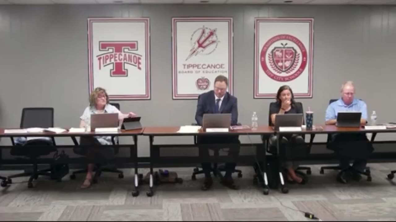 Ohio board member throws up Nazi salute after board president refuses to take question