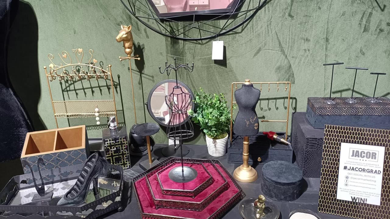 The handicraft of home accessories