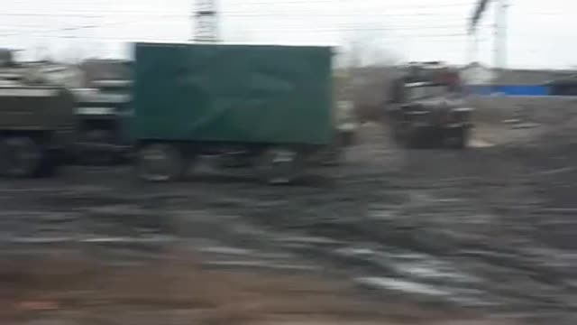 Presun ruských systémov protivzdušnej obrany „Buk“ na železničnú stanicu Maslovka vo Voronežskom regióne