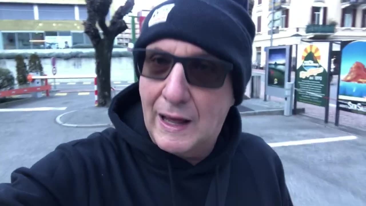 PAZZESCO IN SVIZZERA(STATO EXTRACOMUNITARIO) FACCIO LA SPESA E PAGO MENO CHE IN LOMBARDIA NEL NORD ITALIA DOCUMENTARIO GENNAIO 2024 IN UN PAESE TRISTE DOVE I POVERI SVIZZERI GUADAGNANO DI STIPENDIO SOLO 4,5 VOLTE QUELLO CHE GUADAGNANO I RICCHI LOMBARDI