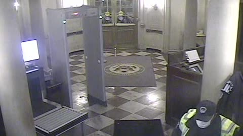 3201LHOBBASouthCapStDoor_2021-01-06_00h20min01s640ms.mp4