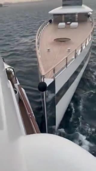 The yacht, previously belonging to the creator of Apple, Steve Jobs, was involved in a collision