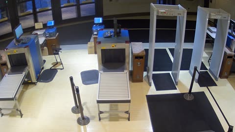 7134CVCULNScreeningLane3_2021-01-05_07h18min34s500ms.mp4