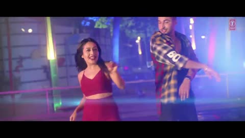 Official Video_ Nikle Currant Song _ Jassi Gill _ Neha Kakkar _ Sukh-E Muzical Doctorz