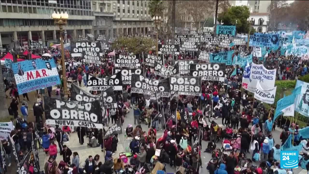 Thousands protest against government in inflation-ravaged Argentina • FRANCE 24 English