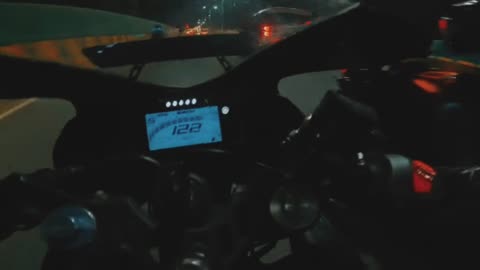 Yamaha R15 V4 Street Highway Drag Race Close Calls Traffic Top end Speed Test 🔥🥵💯🏁