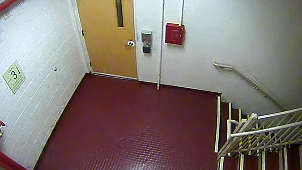 8401OHOB03Stair2_2021-01-06_21h22min32s797ms.mp4