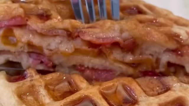 Bacon waffles 😮💨