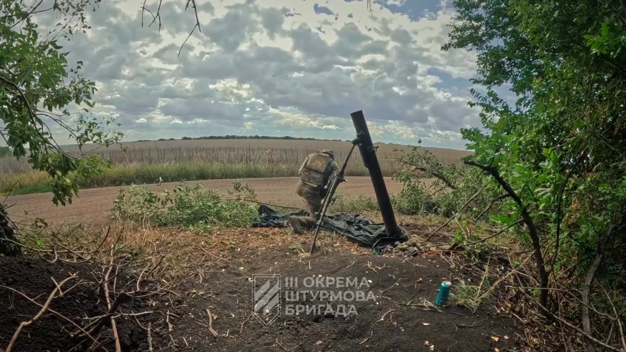 Incredible Footage of a Ukrainian Raid on Russian Positions