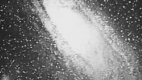 This Is The Oldest Photo of The Andromeda Galaxy Ever Taken