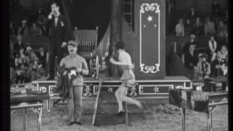 75.[1928][Chaplin] - The Circus