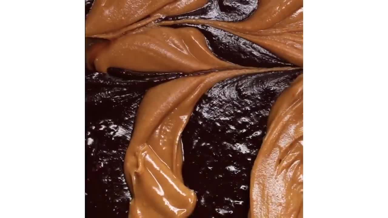 PEANUT BUTTER SWIRL BROWNIES