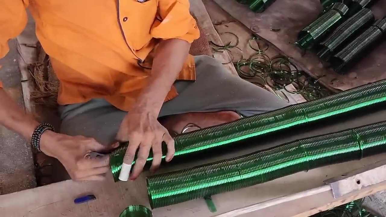 Amazing_Bangle_Manufacturing_Process_Using_Wastage_Glass_#shorts