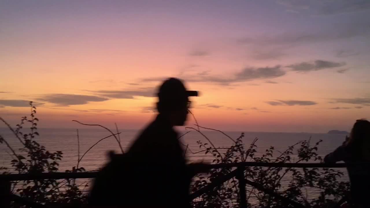 Atardecer de fotos viendo la playa | Normal Vlog