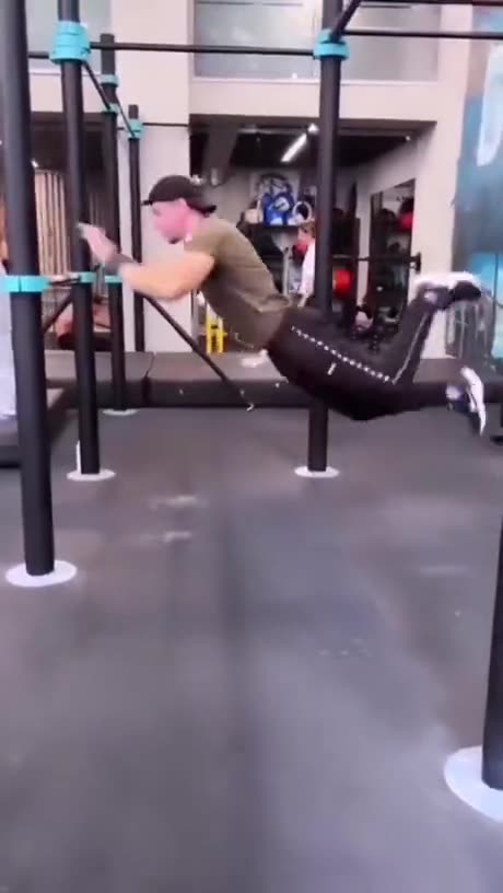 When You See Something That Makes You Want Back Up😎