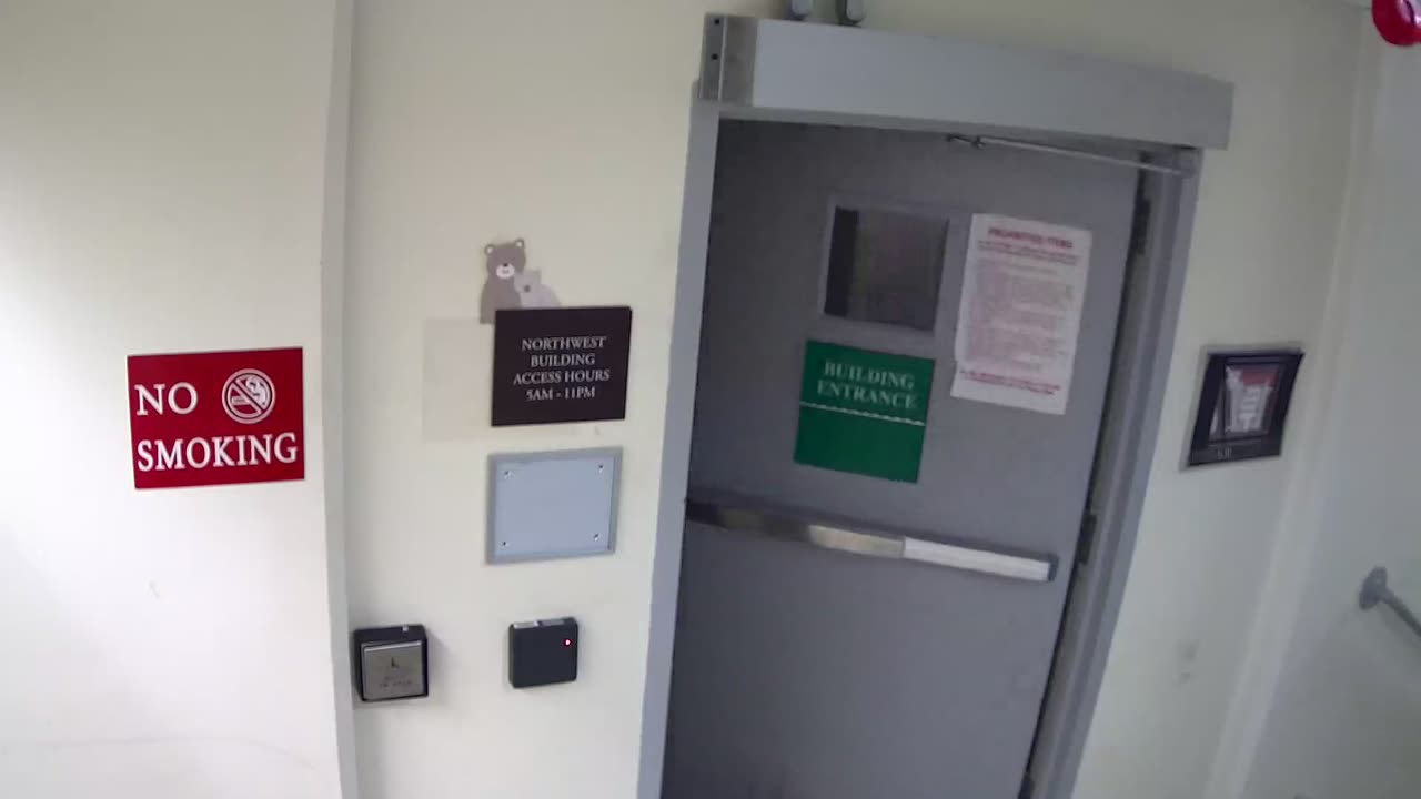 5181CHOBBANorthLobbyStair8_2021-01-05_19h40min01s847ms.mp4