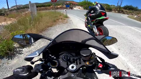 Yamaha R1 M Vs Aprilia Rsv4 RF