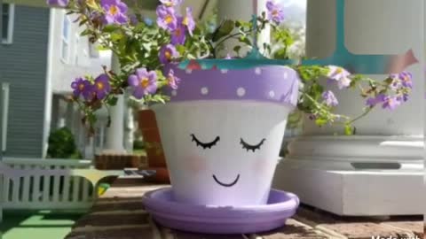 beautiful and creative painted plant pots for garden decoration