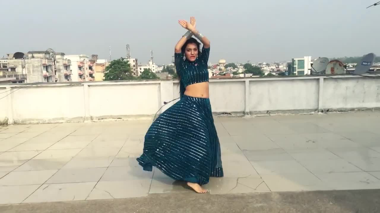 GYPSY Song Dance (मेरा बालम थानेदार चलावे जिप्सी) Mera Balam Thanedar - Dance with Alisha -