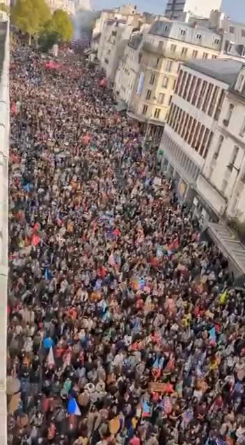 MASS PROTEST IN PARIS BECAUSE OF THE RISING PRICES...